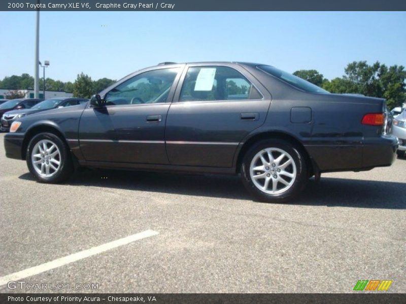 Graphite Gray Pearl / Gray 2000 Toyota Camry XLE V6