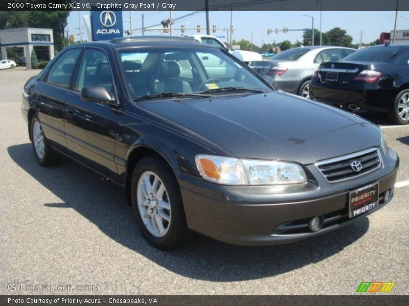Graphite Gray Pearl / Gray 2000 Toyota Camry XLE V6