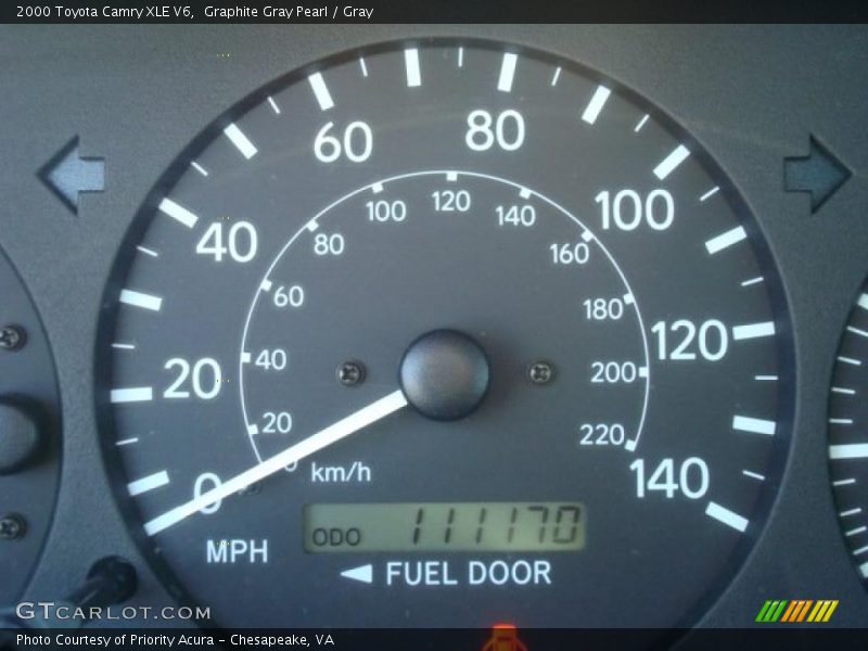 Graphite Gray Pearl / Gray 2000 Toyota Camry XLE V6