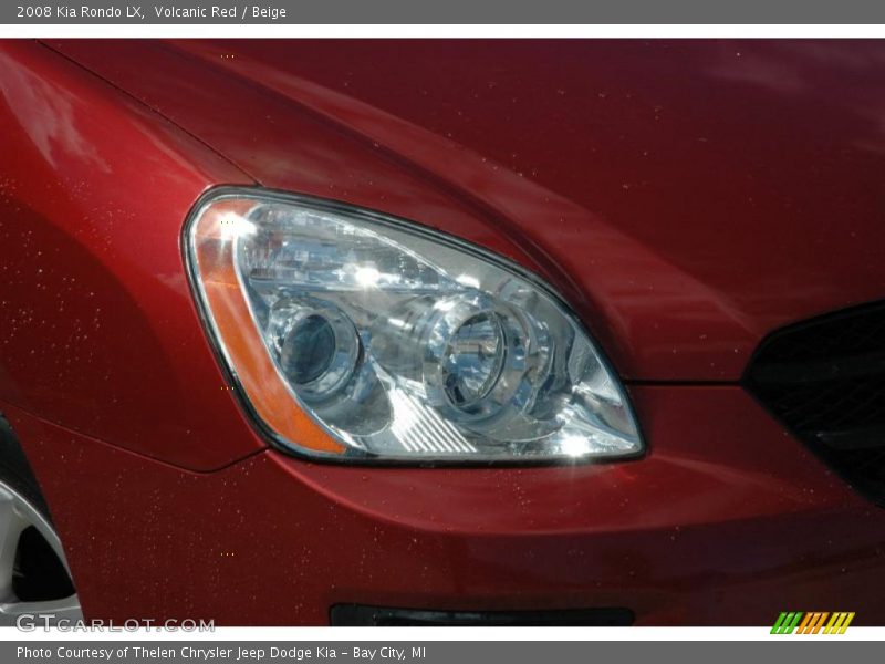 Volcanic Red / Beige 2008 Kia Rondo LX