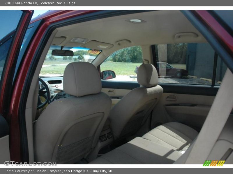 Volcanic Red / Beige 2008 Kia Rondo LX