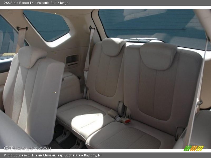 Volcanic Red / Beige 2008 Kia Rondo LX