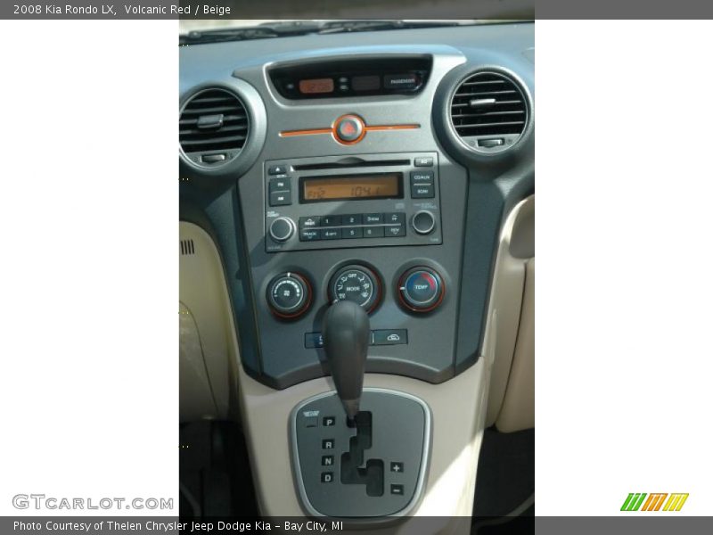 Volcanic Red / Beige 2008 Kia Rondo LX