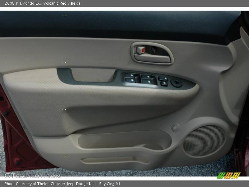 Volcanic Red / Beige 2008 Kia Rondo LX