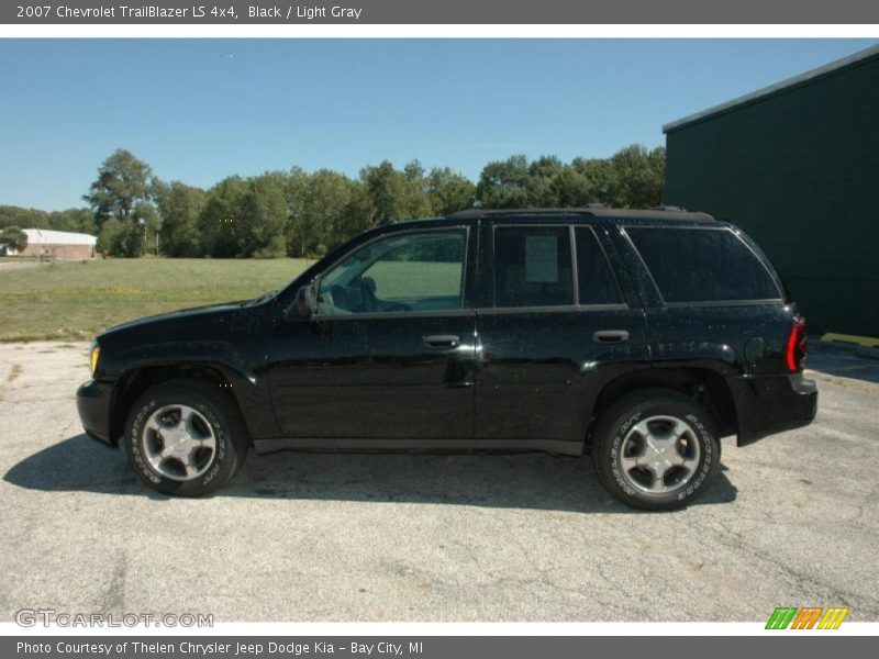 Black / Light Gray 2007 Chevrolet TrailBlazer LS 4x4
