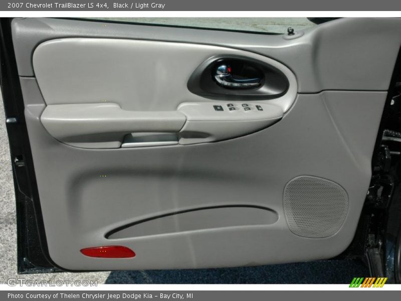 Black / Light Gray 2007 Chevrolet TrailBlazer LS 4x4