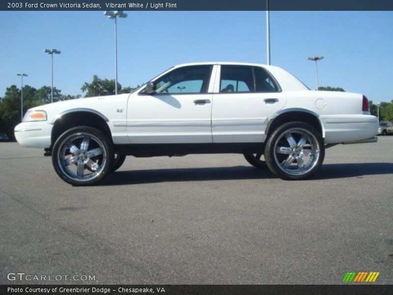 Vibrant White / Light Flint 2003 Ford Crown Victoria Sedan