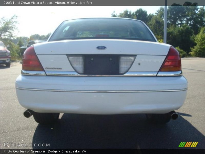 Vibrant White / Light Flint 2003 Ford Crown Victoria Sedan