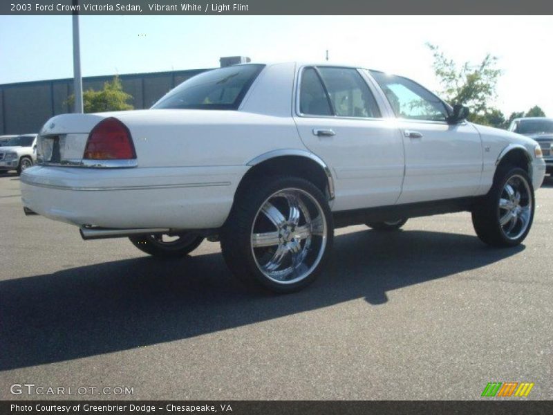 Vibrant White / Light Flint 2003 Ford Crown Victoria Sedan