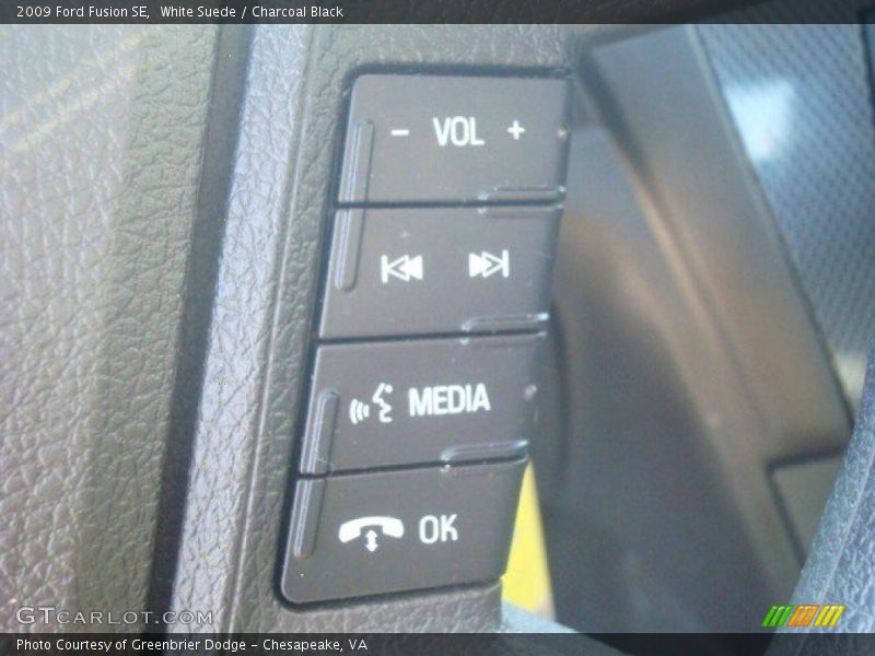 White Suede / Charcoal Black 2009 Ford Fusion SE