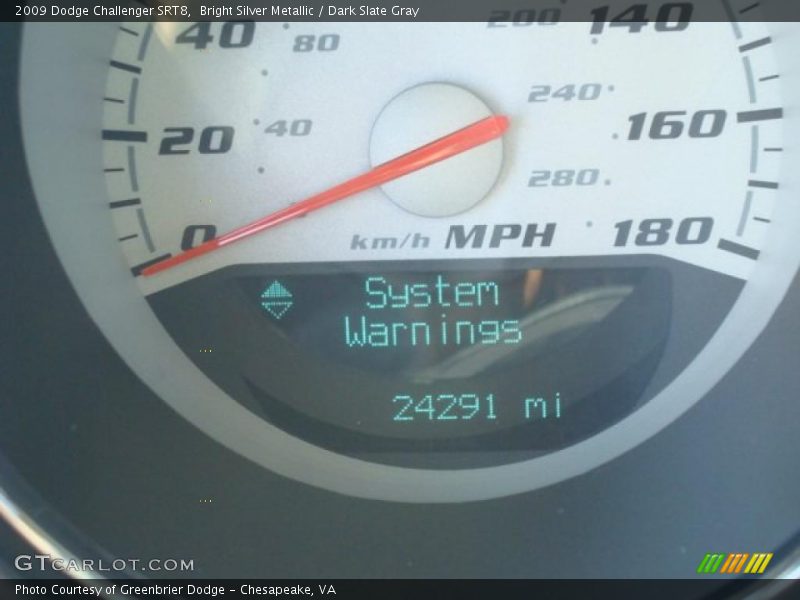 Bright Silver Metallic / Dark Slate Gray 2009 Dodge Challenger SRT8