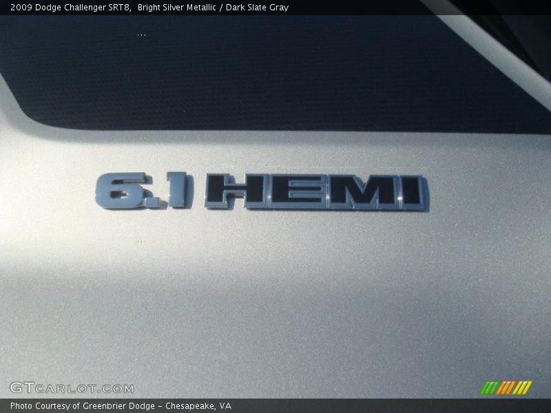 Bright Silver Metallic / Dark Slate Gray 2009 Dodge Challenger SRT8