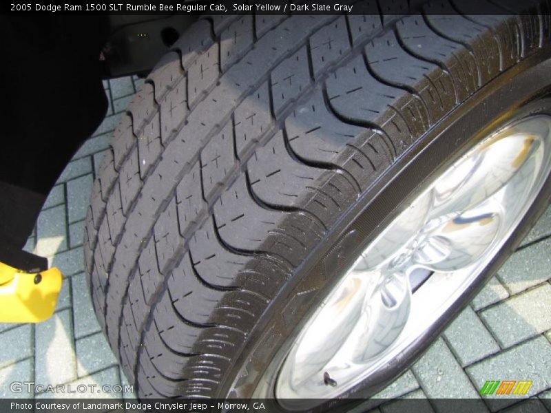 Solar Yellow / Dark Slate Gray 2005 Dodge Ram 1500 SLT Rumble Bee Regular Cab