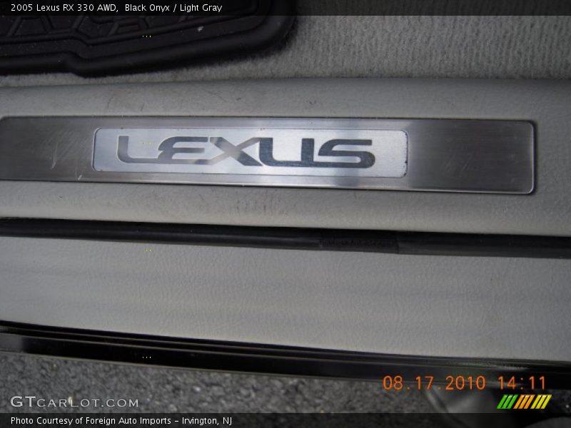 Black Onyx / Light Gray 2005 Lexus RX 330 AWD