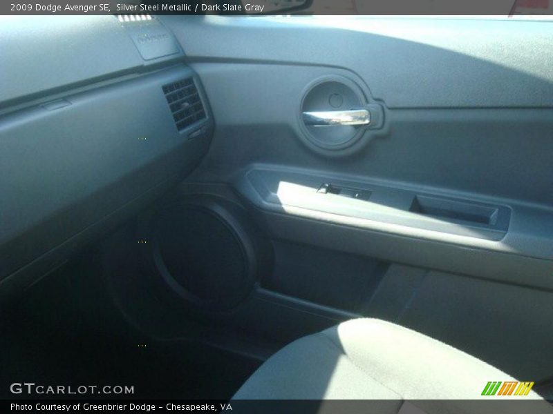 Silver Steel Metallic / Dark Slate Gray 2009 Dodge Avenger SE