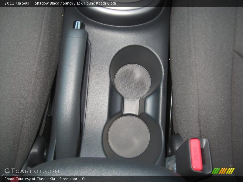 Shadow Black / Sand/Black Houndstooth Cloth 2011 Kia Soul !