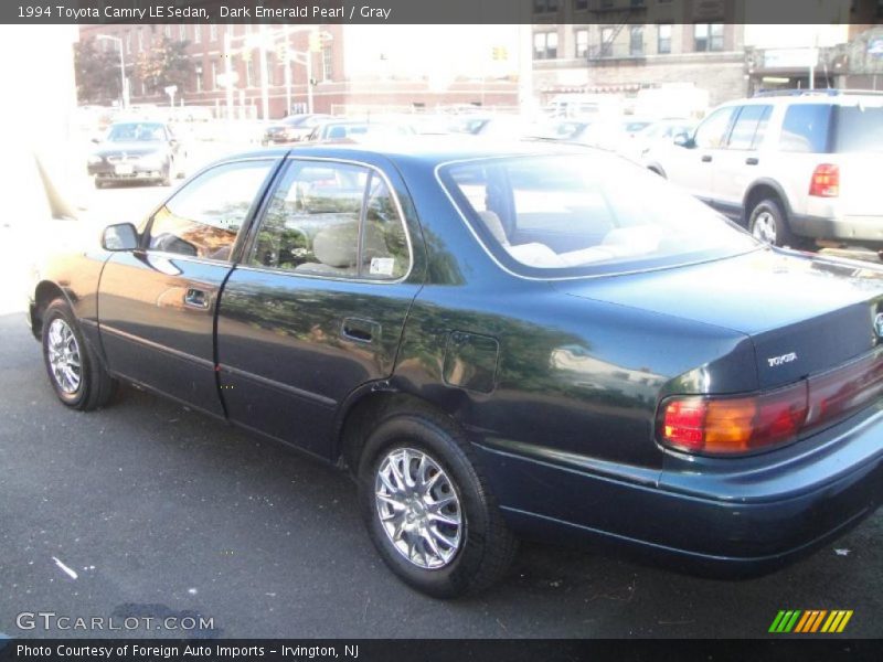 Dark Emerald Pearl / Gray 1994 Toyota Camry LE Sedan