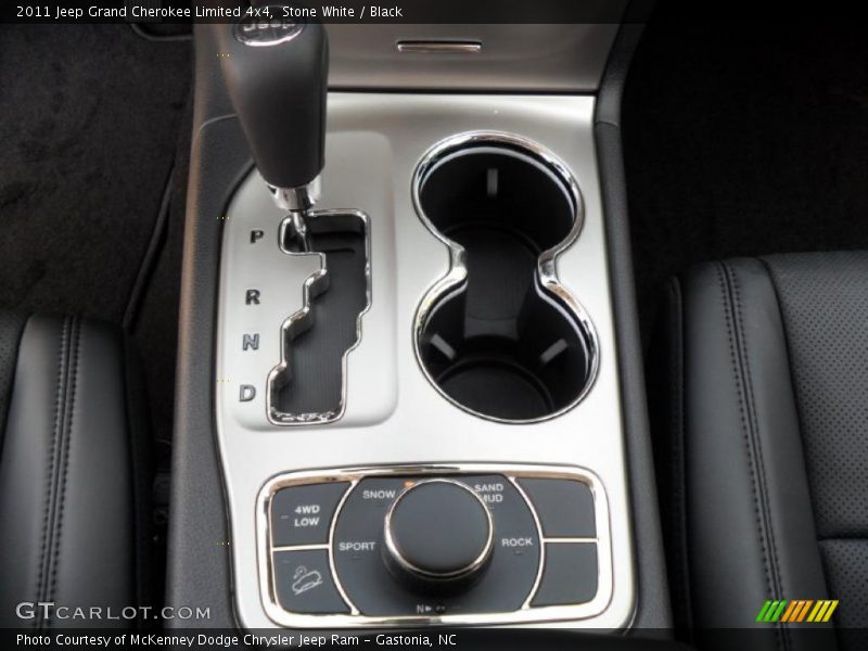 Stone White / Black 2011 Jeep Grand Cherokee Limited 4x4