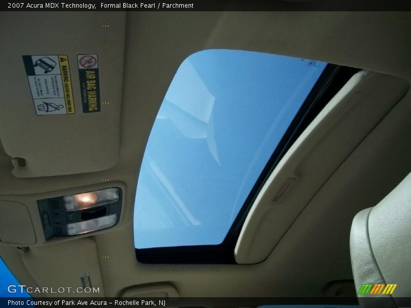 Formal Black Pearl / Parchment 2007 Acura MDX Technology