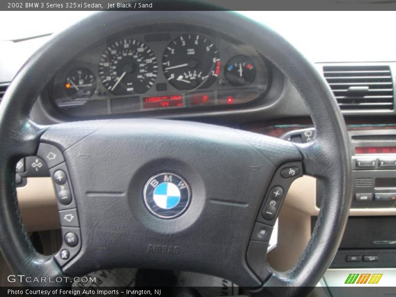 Jet Black / Sand 2002 BMW 3 Series 325xi Sedan