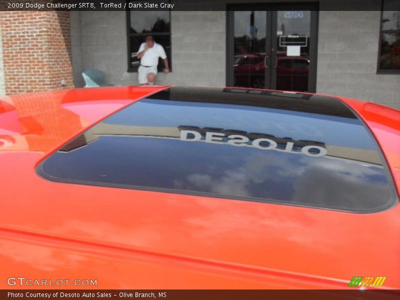 TorRed / Dark Slate Gray 2009 Dodge Challenger SRT8