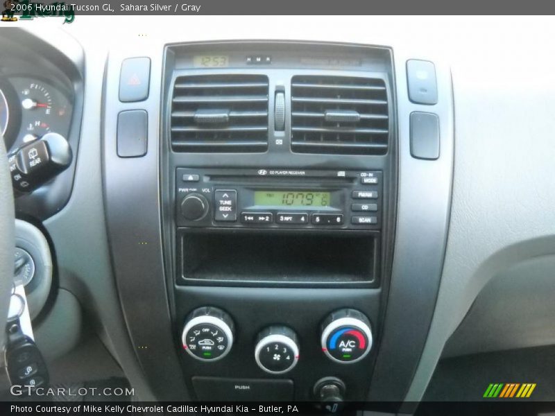 Sahara Silver / Gray 2006 Hyundai Tucson GL