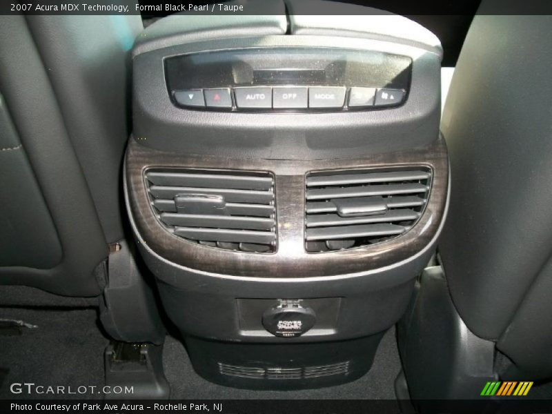 Formal Black Pearl / Taupe 2007 Acura MDX Technology