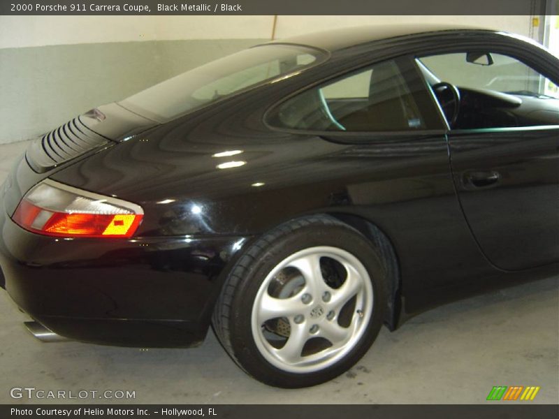 Black Metallic / Black 2000 Porsche 911 Carrera Coupe