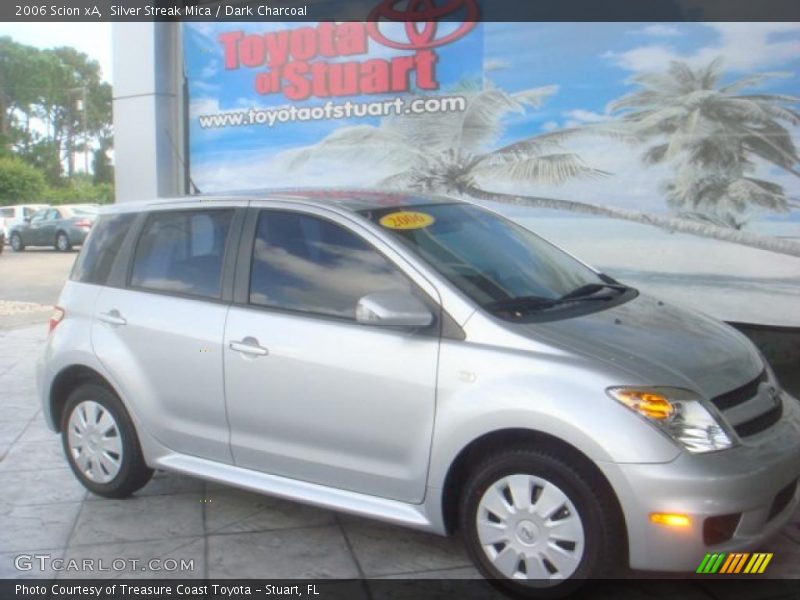 Silver Streak Mica / Dark Charcoal 2006 Scion xA