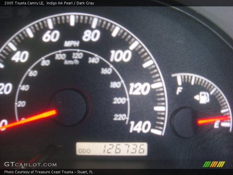Indigo Ink Pearl / Dark Gray 2005 Toyota Camry LE