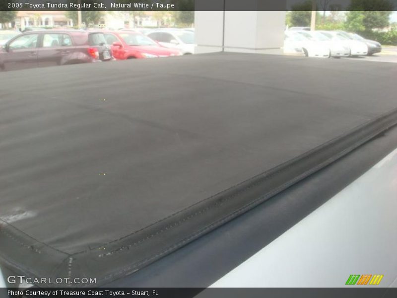 Natural White / Taupe 2005 Toyota Tundra Regular Cab