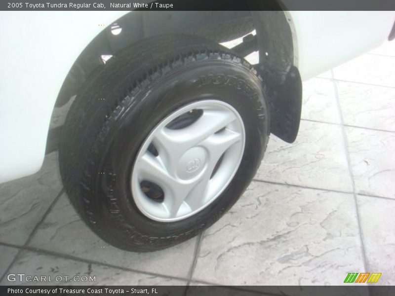 Natural White / Taupe 2005 Toyota Tundra Regular Cab