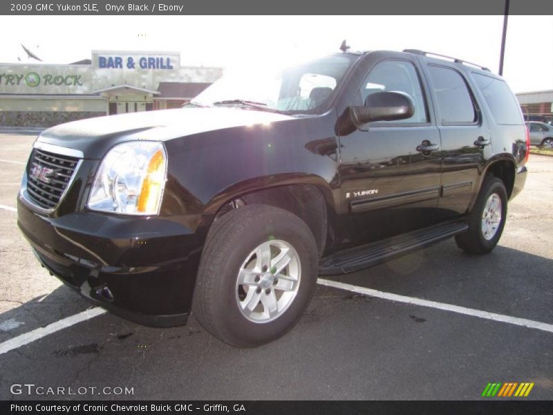 Onyx Black / Ebony 2009 GMC Yukon SLE