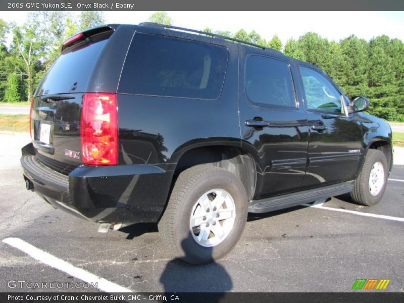 Onyx Black / Ebony 2009 GMC Yukon SLE