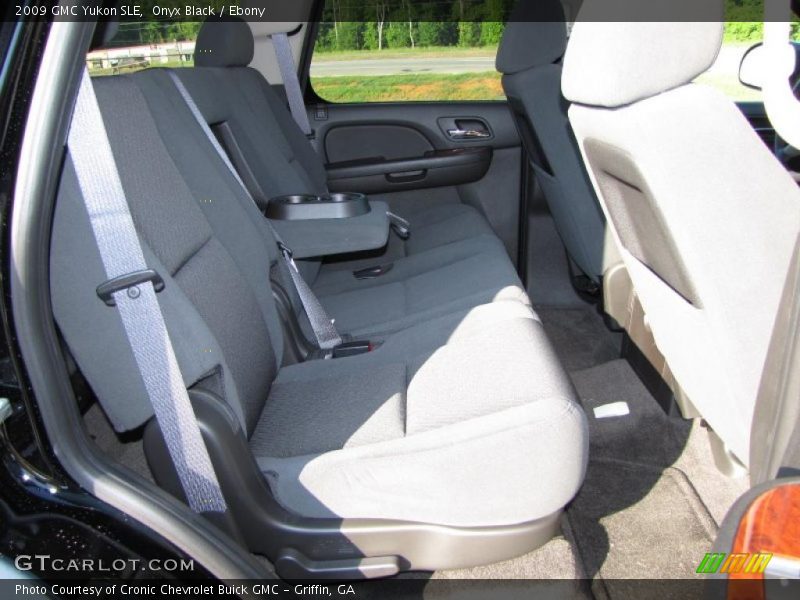 Onyx Black / Ebony 2009 GMC Yukon SLE