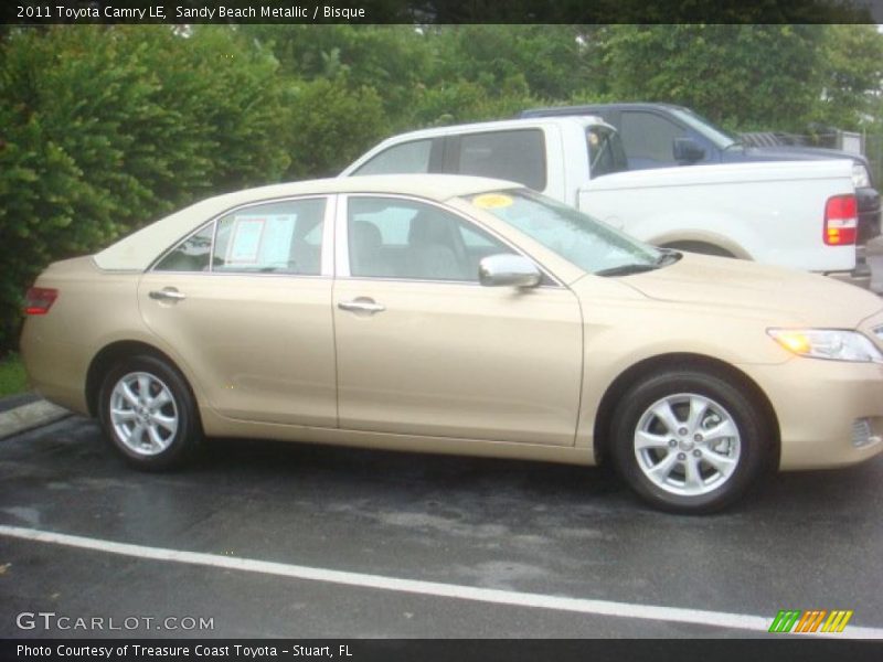 Sandy Beach Metallic / Bisque 2011 Toyota Camry LE