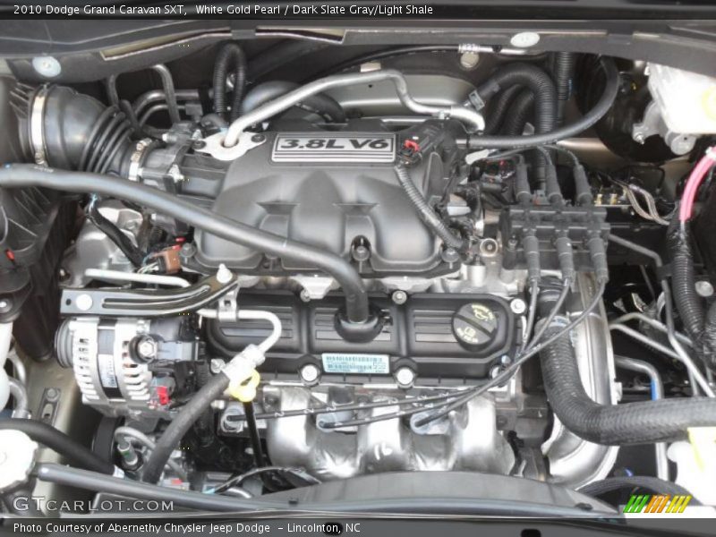 White Gold Pearl / Dark Slate Gray/Light Shale 2010 Dodge Grand Caravan SXT