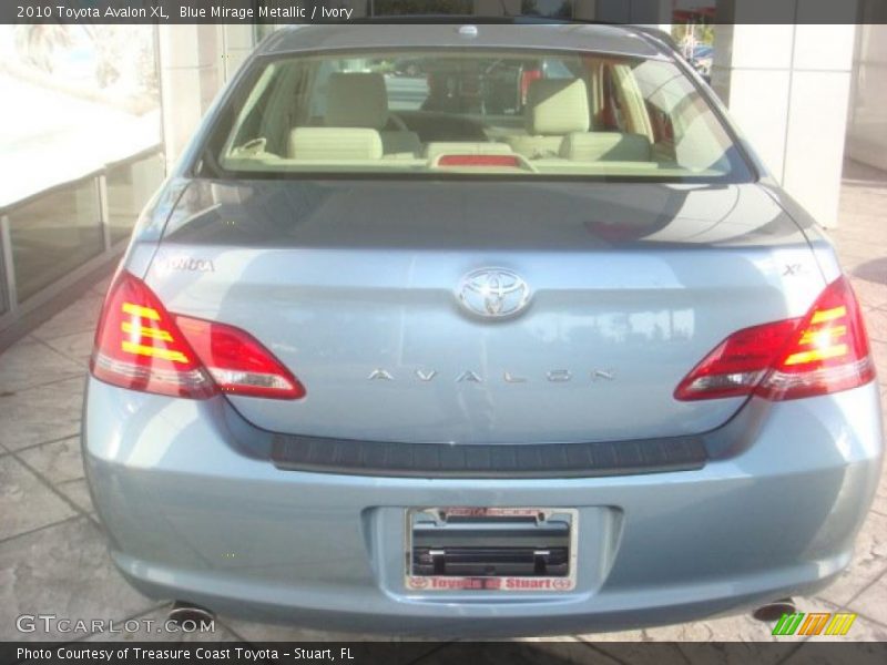 Blue Mirage Metallic / Ivory 2010 Toyota Avalon XL