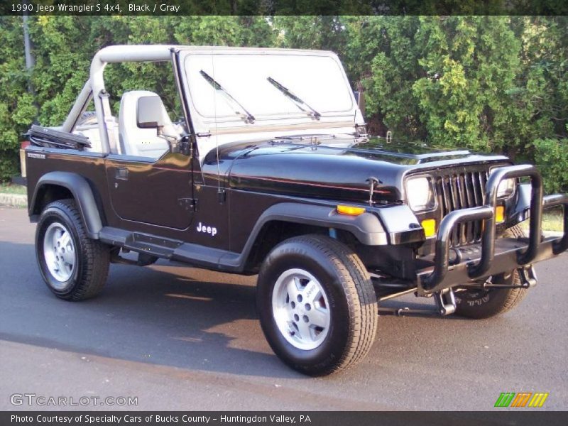 Black / Gray 1990 Jeep Wrangler S 4x4