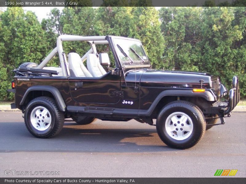Black / Gray 1990 Jeep Wrangler S 4x4