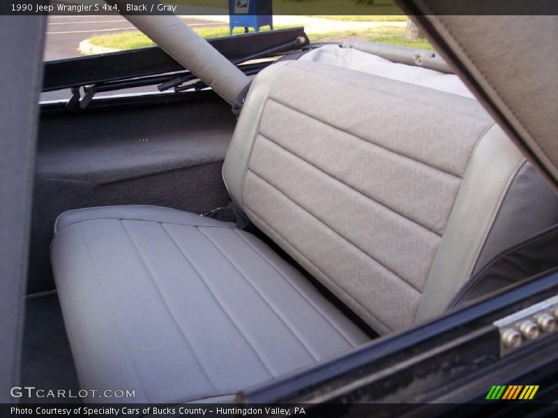 Black / Gray 1990 Jeep Wrangler S 4x4