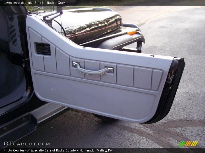 Black / Gray 1990 Jeep Wrangler S 4x4