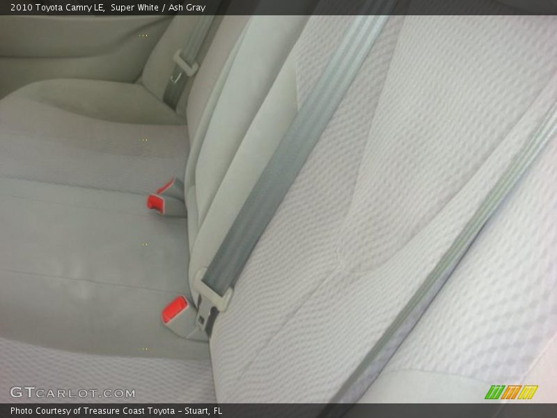 Super White / Ash Gray 2010 Toyota Camry LE