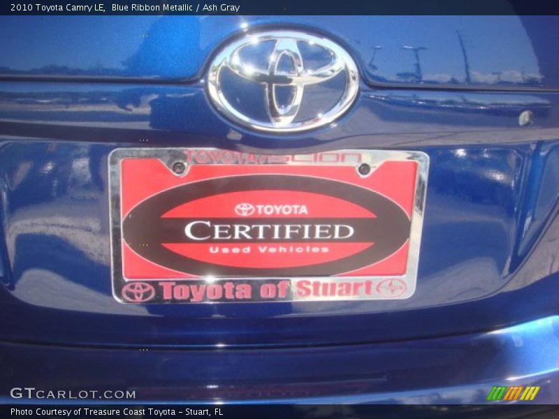Blue Ribbon Metallic / Ash Gray 2010 Toyota Camry LE