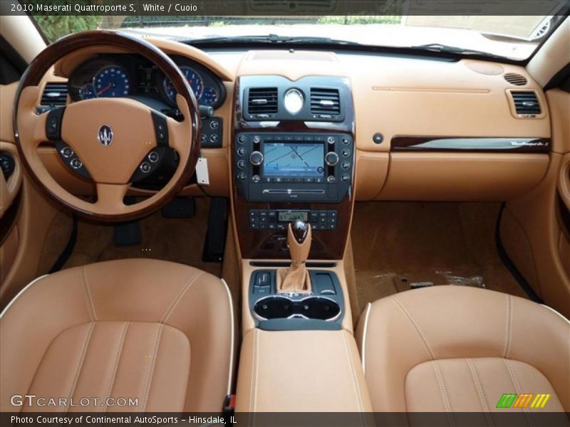 White / Cuoio 2010 Maserati Quattroporte S