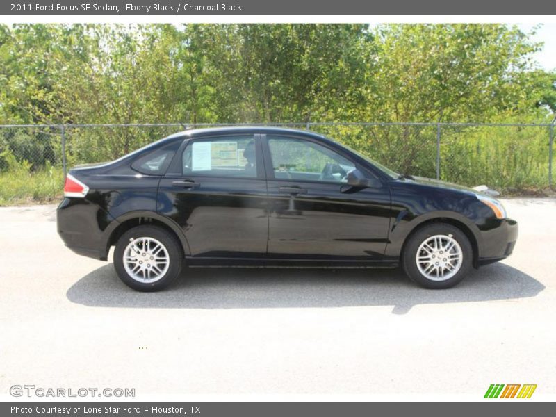 Ebony Black / Charcoal Black 2011 Ford Focus SE Sedan