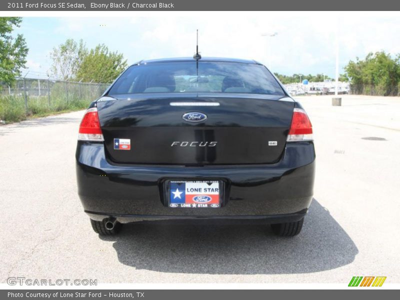 Ebony Black / Charcoal Black 2011 Ford Focus SE Sedan