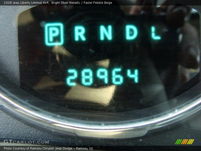 Bright Silver Metallic / Pastel Pebble Beige 2008 Jeep Liberty Limited 4x4
