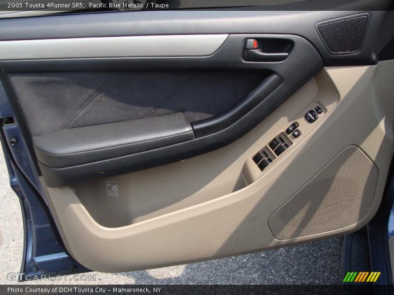 Pacific Blue Metallic / Taupe 2005 Toyota 4Runner SR5