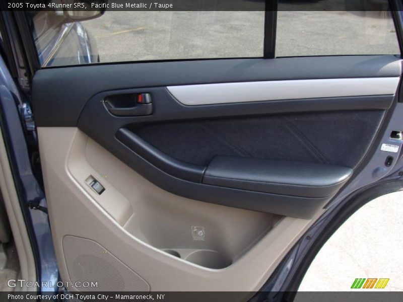 Pacific Blue Metallic / Taupe 2005 Toyota 4Runner SR5
